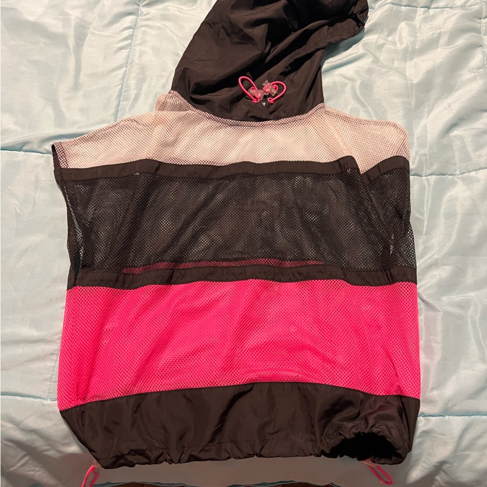 Mesh tri color running top with hood